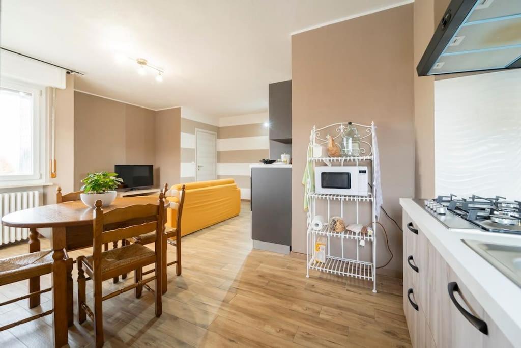Bella Borgo Apartment บอร์โก ซานดาลมัซโซ ภายนอก รูปภาพ
